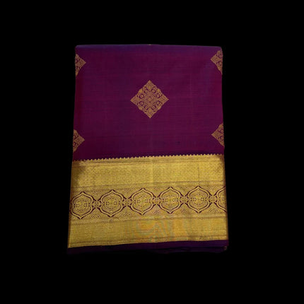 Pure Kanchipuram Silk 9 Yards Madisar Saree - Traditional Big Border & Rich Pallu